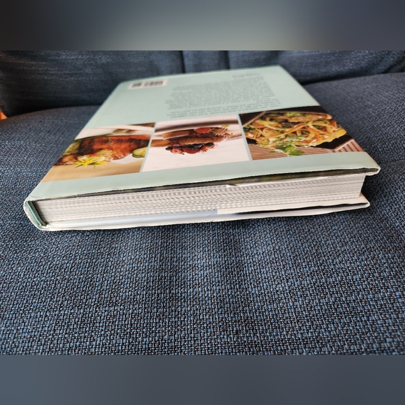 Wolfgang Puck Makes it Healthy. Light delicious recipes and easy exercises. - Picture 3 of 5